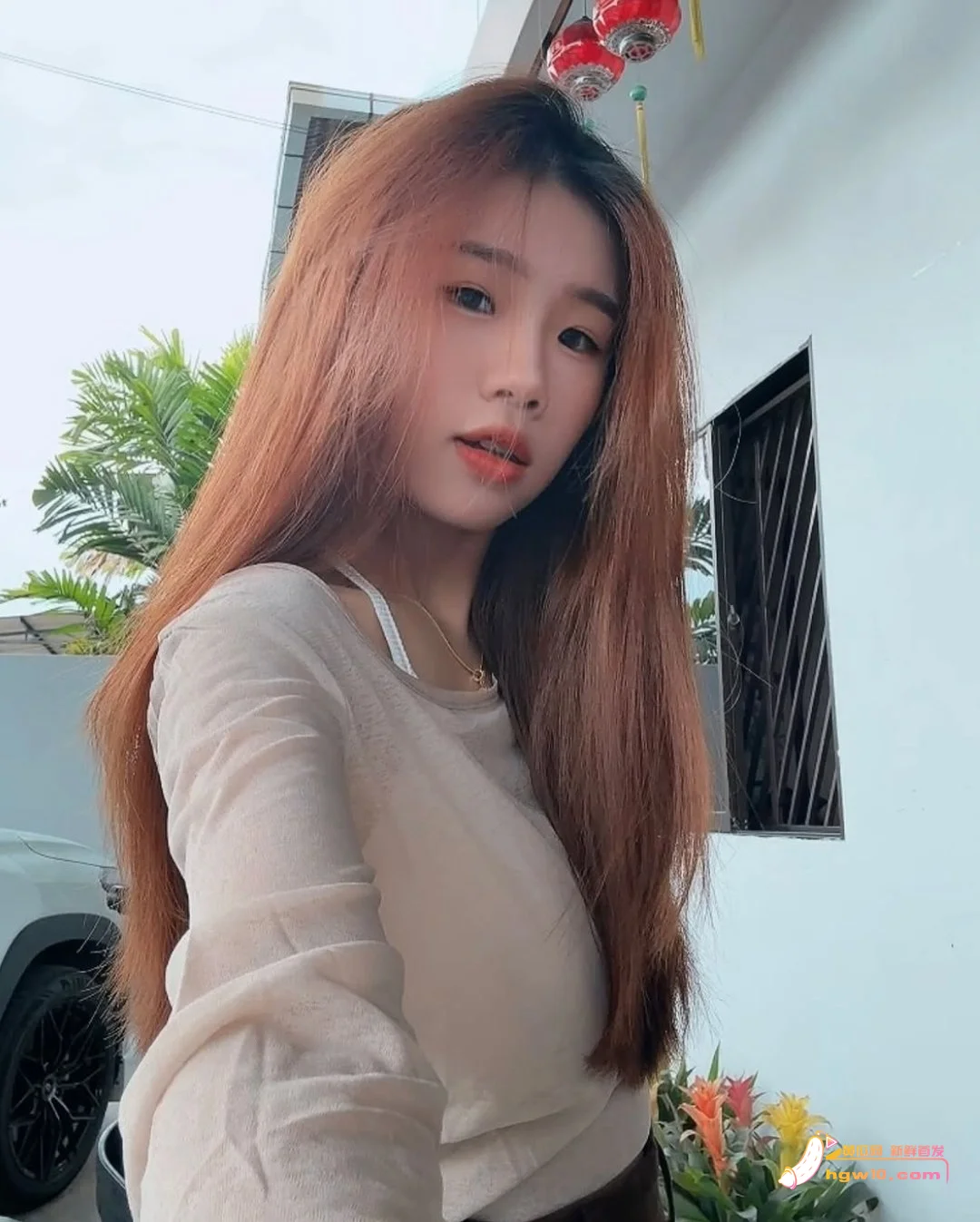 04年高颜值美春佩早期私密视频外流,娇喘声引热议