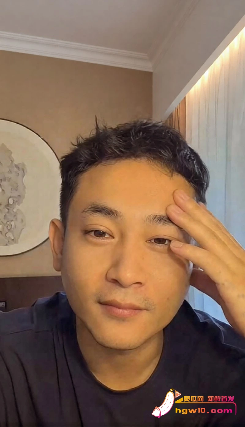 快手吴迪团队CP大瓜:多多直播怒揭假剧本,私拍截图引爆网红圈