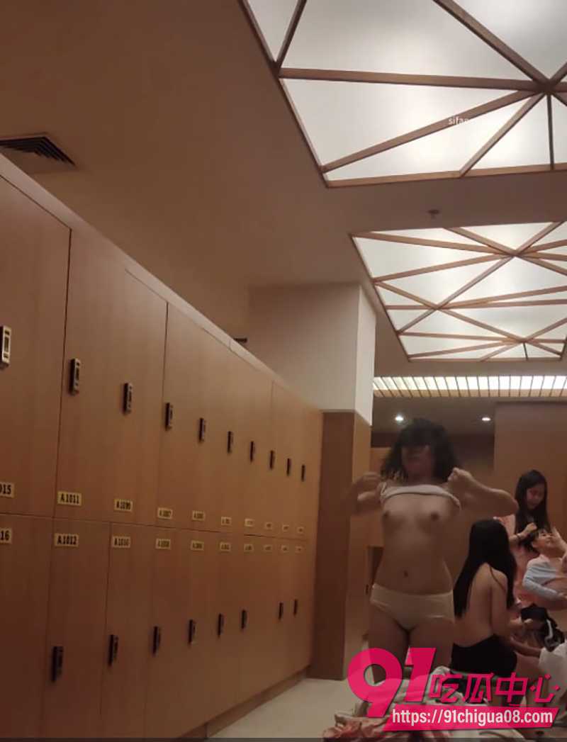 15重庆融汇温泉偷怕事件1 5 15重庆融汇温泉偷怕事件1 5