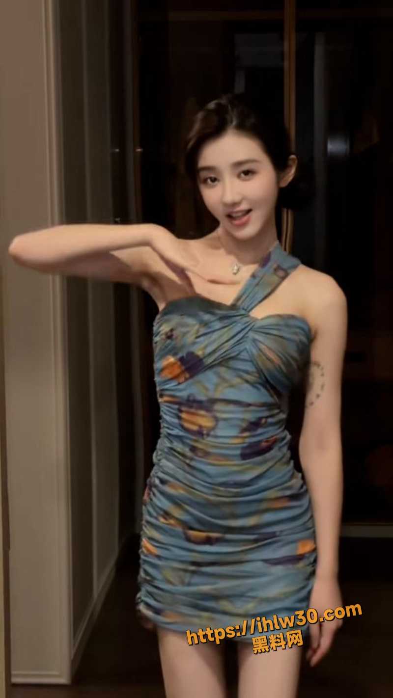 乔妹10分43秒视频！三只羊主播 乔妹 多作品里出现娇喘声 疑似带跳蛋直播被小杨哥在一旁操控！