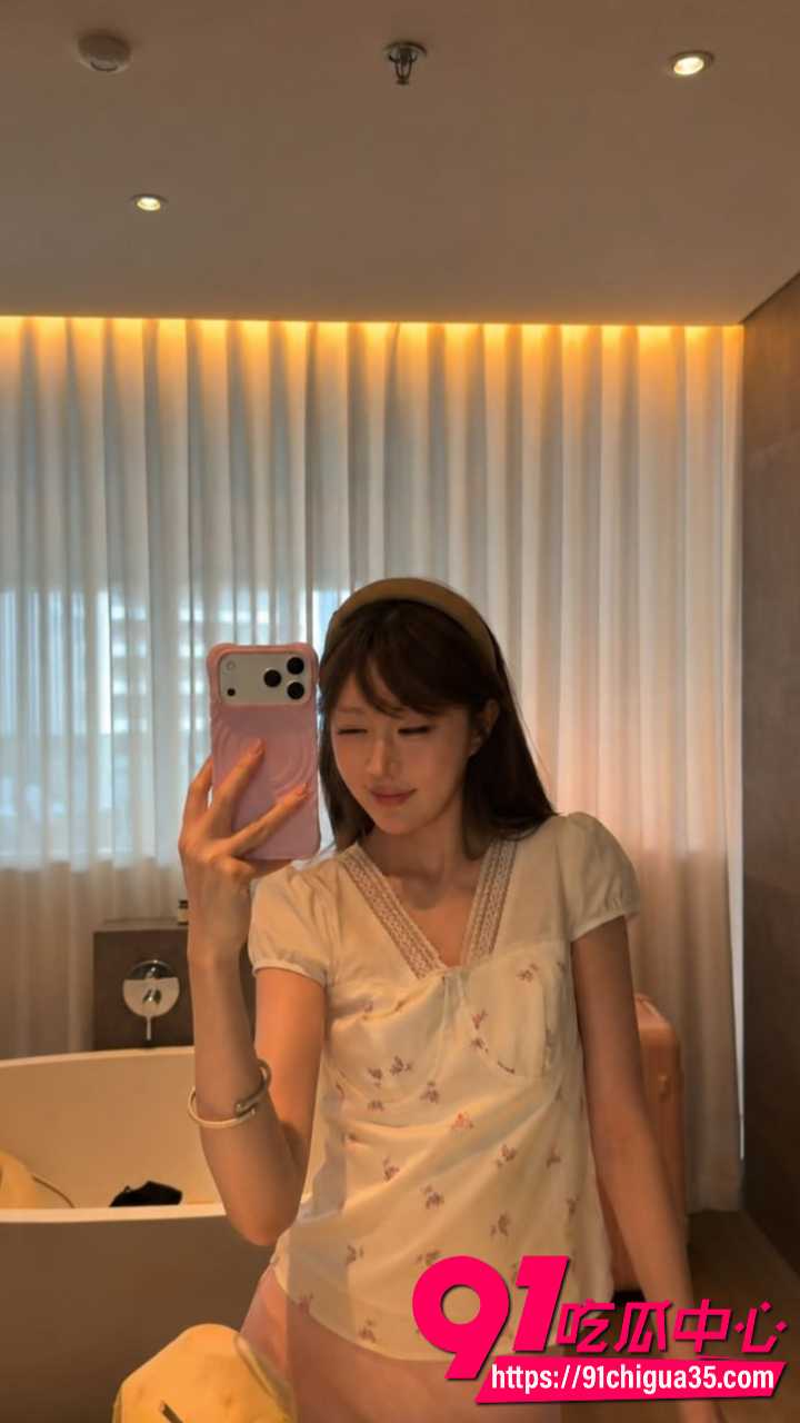 青岛女教师薛千千出轨学生3 青岛女教师薛千千出轨学生3