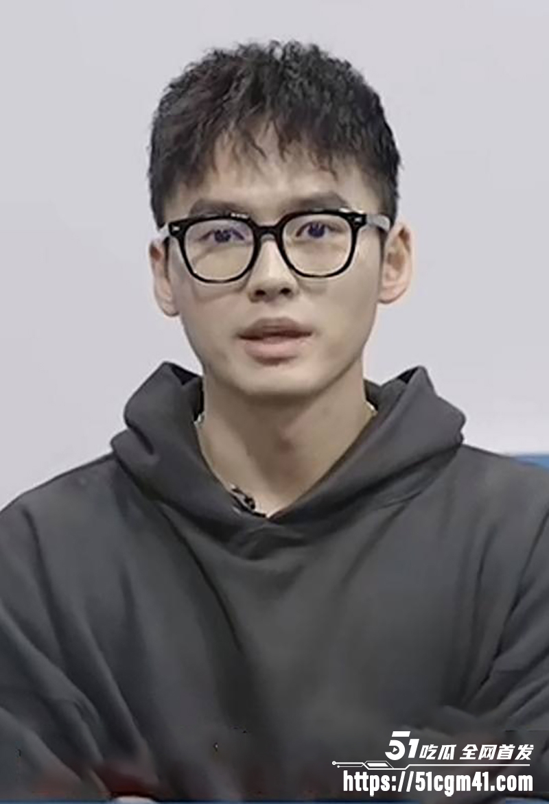 央美艺术家苏航劈腿曝光 1 拷贝