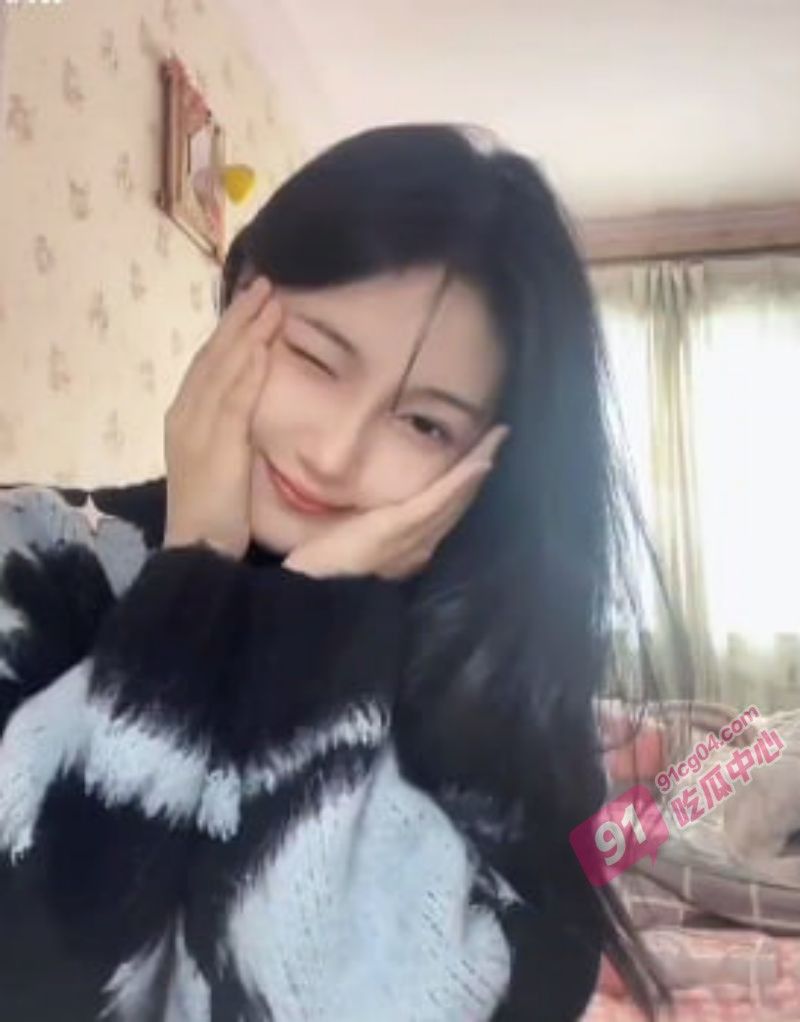 91瓜友投稿前女友～湖北嫩妹主动骑乘大屌 摇曳巨乳风骚十足~