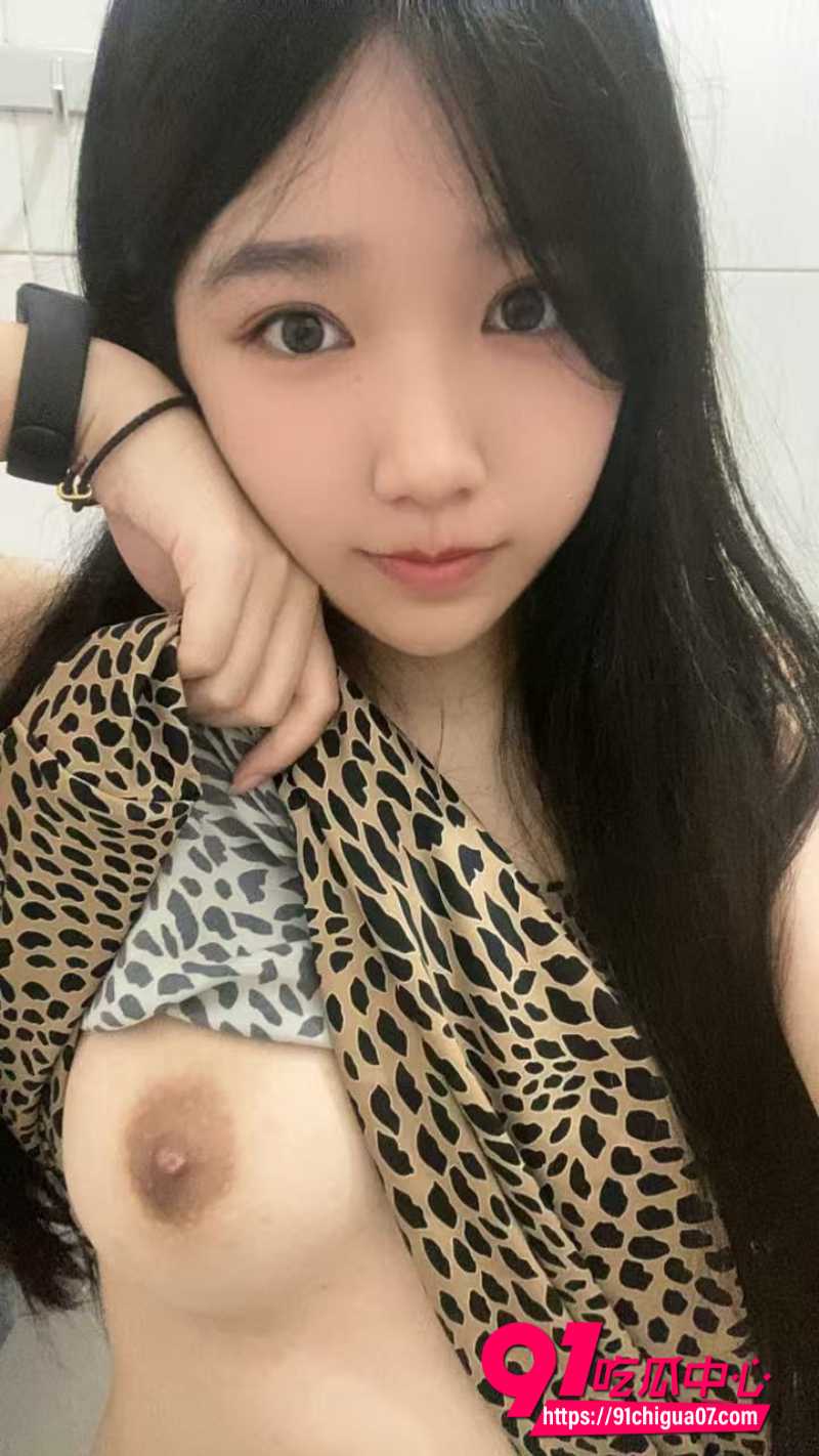 推特顶级颜值福利姬只是个小狗私人订制自慰 乖乖听话全裸揉奶掰穴高潮喷水!