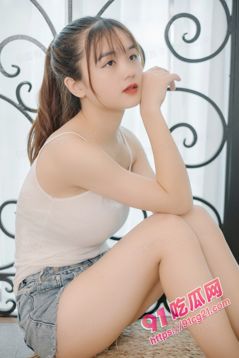 换妻纸牌游戏 一步步攻略人妻 淫乱聚会现场曝光！ 配图