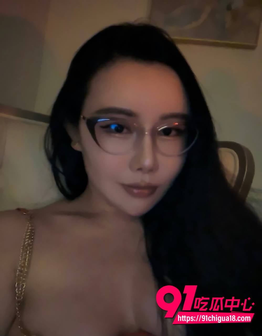 微博CG洋大葱自慰潮喷视频4