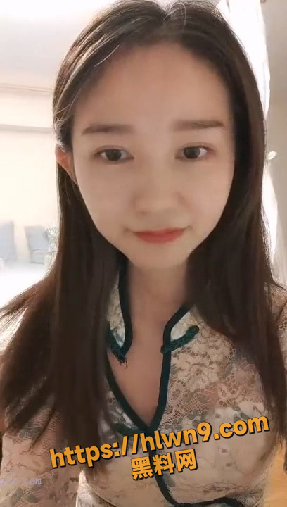 小是小 威力好 短小鸡巴有人要！高颜值气质美少妇找了个炮友鸡巴小小的 看着就想笑