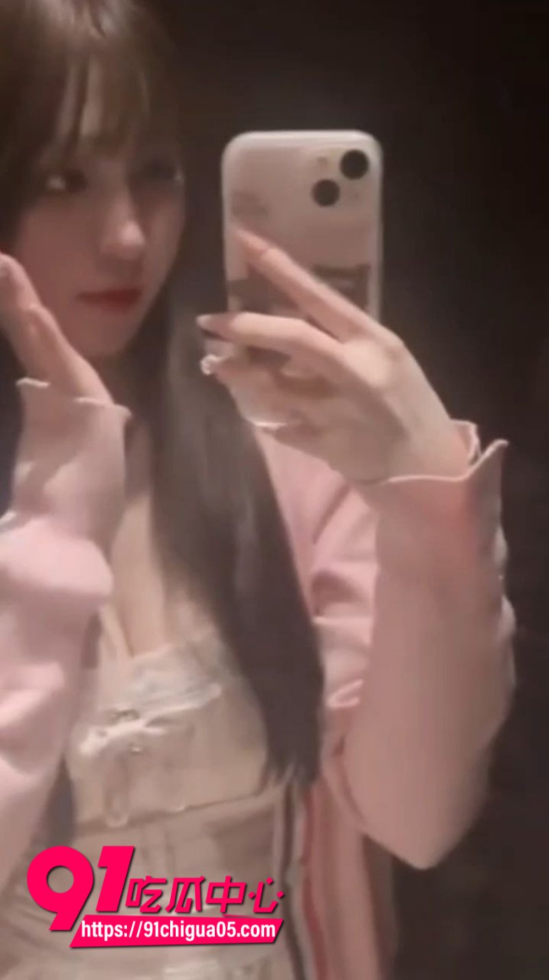 抖音性感女网红Mmakcas自拍约炮画面曝光5