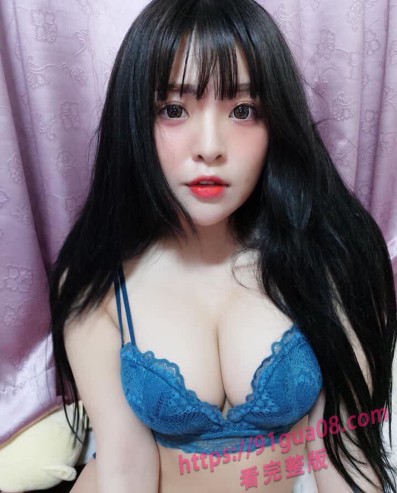 台湾女主播李姿仪直播露奶被曝光 现场录屏视频全网疯求 配图2