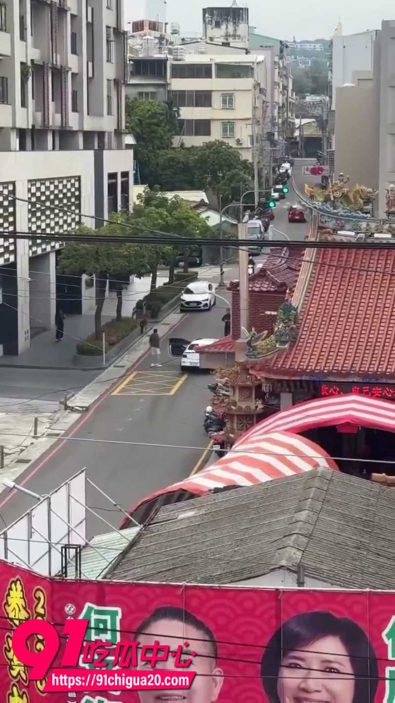 台湾司机路怒症马路上当场互殴6
