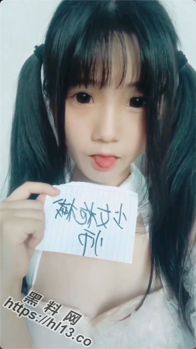 露脸福利姬网红 少女机械师 用各种道具疯狂插逼自慰拍出高清合集～