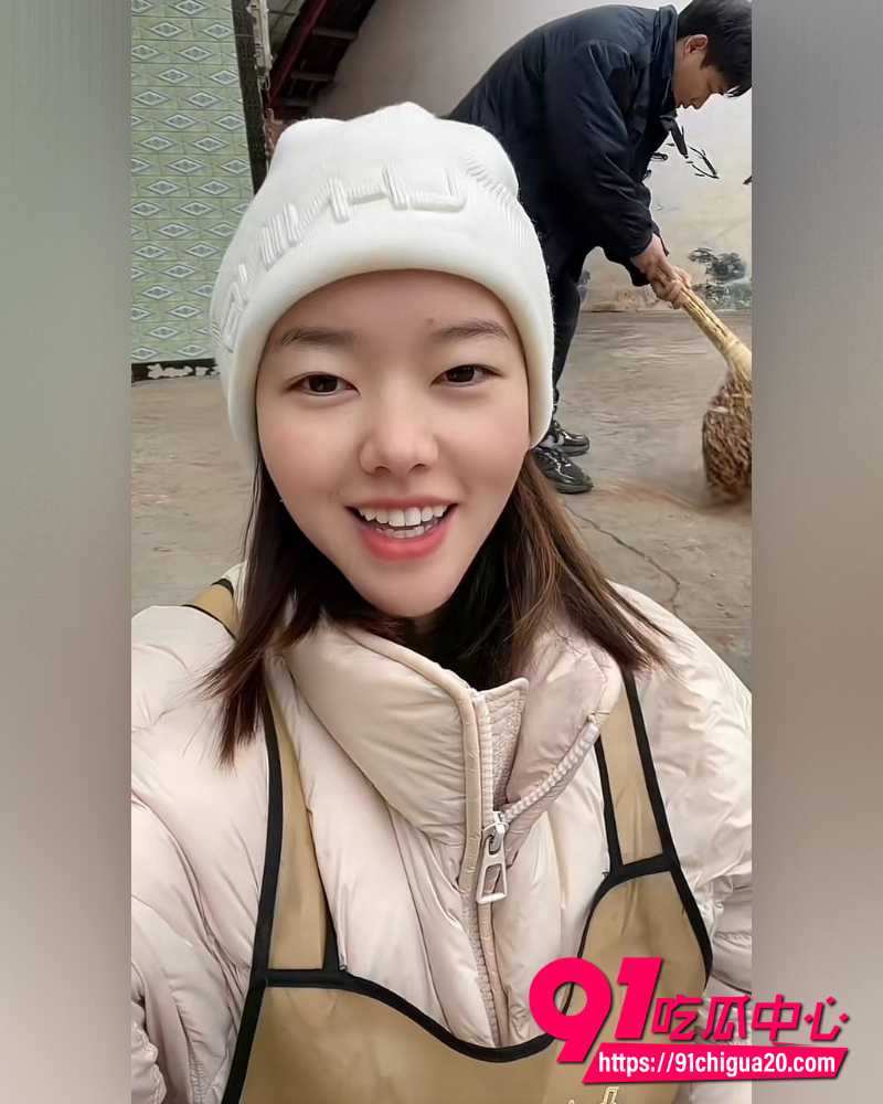 彝族网红情侣HGG火哥哥和小晴 19