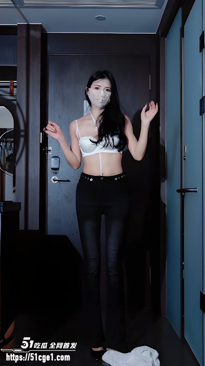 推特新晋福利姬Mory1