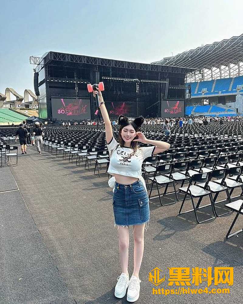 台湾E奶女神 谢薇安Vivian 服务金主爸爸视频流出 乳交口交轮番上阵刺激到爆