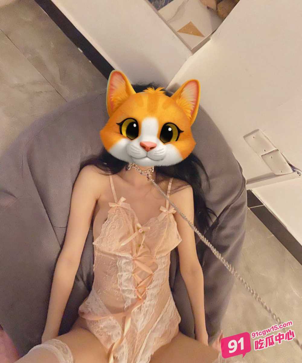 校花女神陈洁沦为男人胯下的性奴母狗 娇小的抖M 被调教的非常懂事！ 配图6