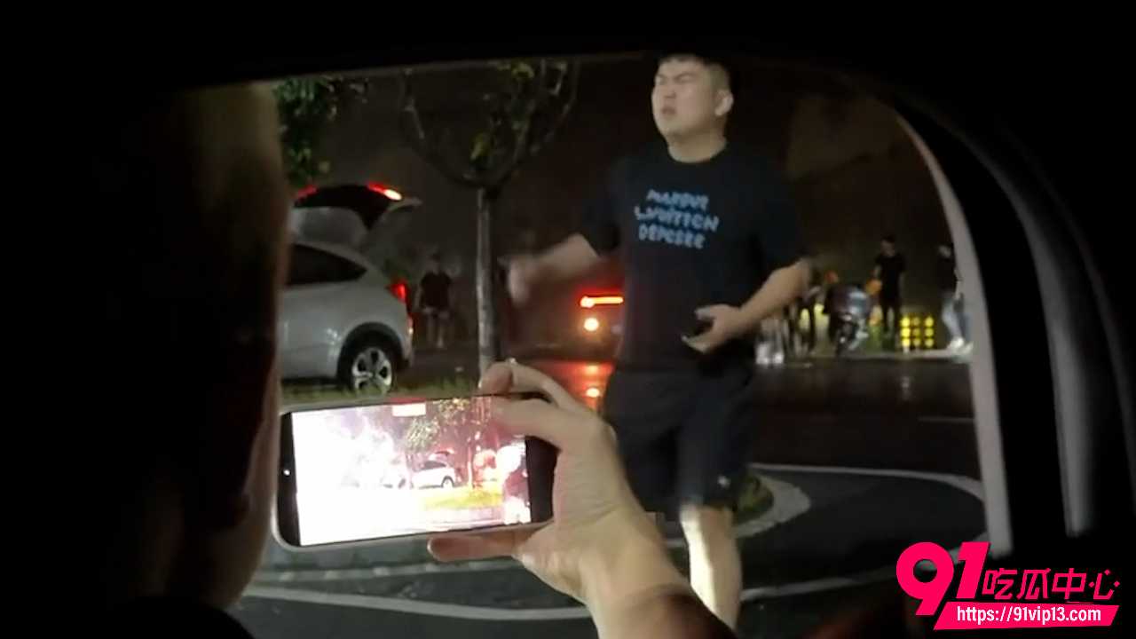 精神小伙8