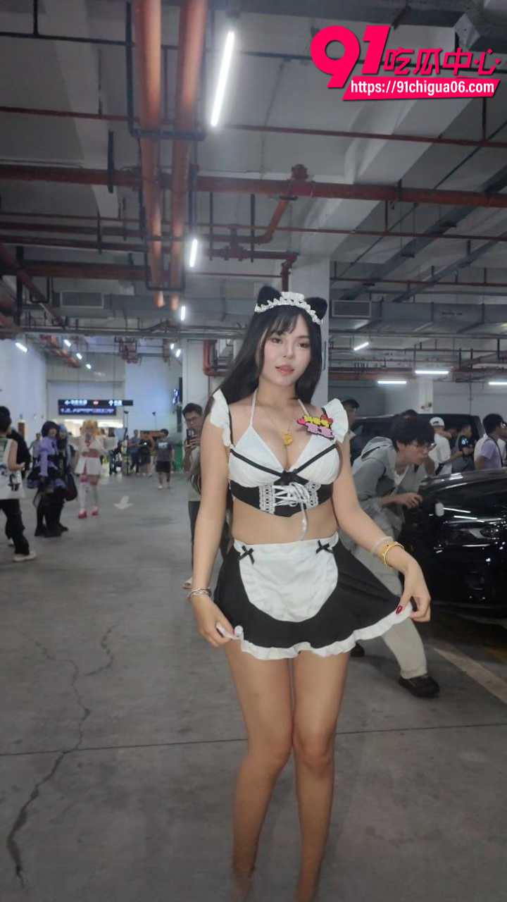 国产大尺度漫展现场拍摄7
