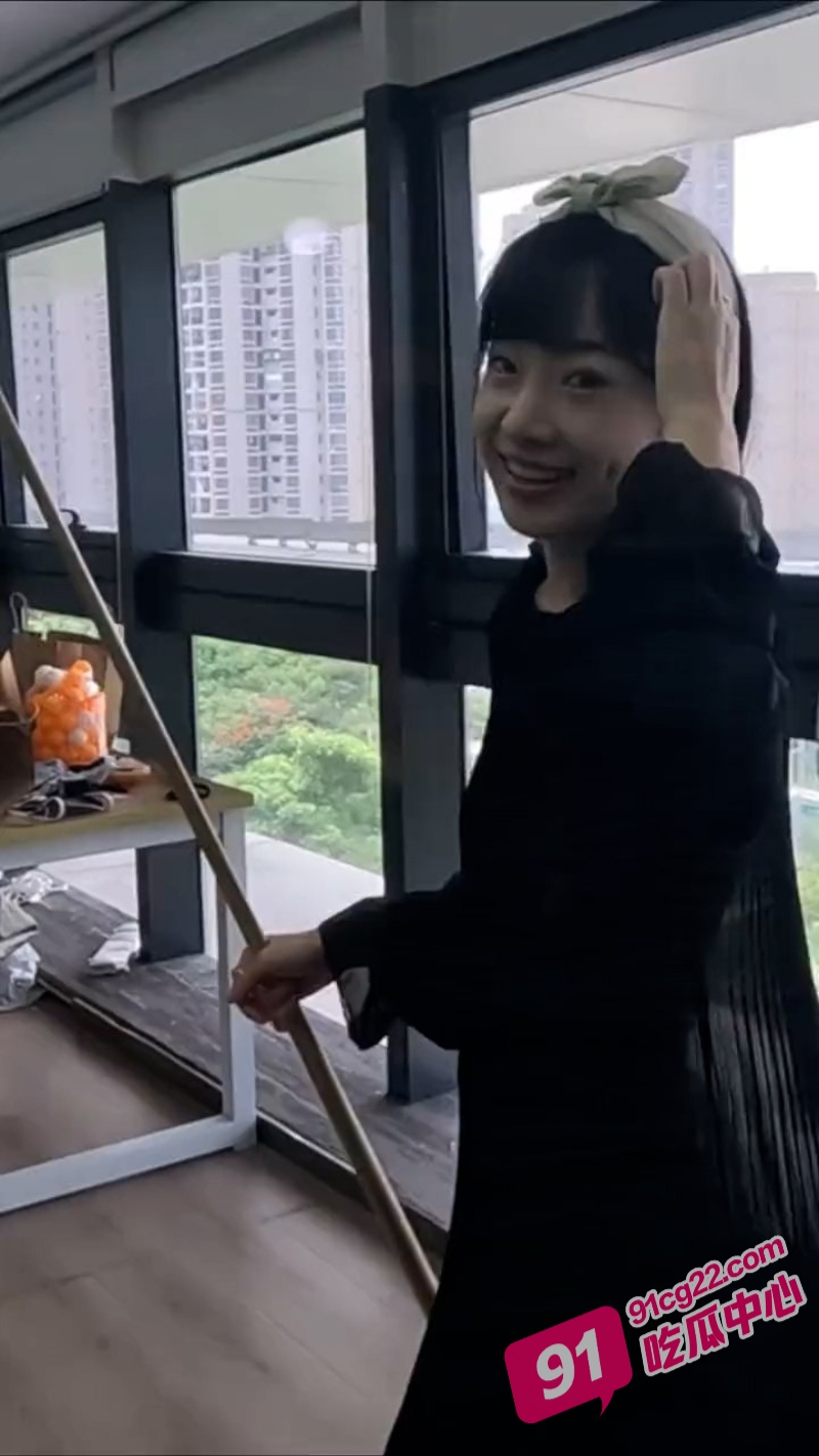 台球媛重出江湖 真空露点诱人心“老板 还不来打一枪” 配图8