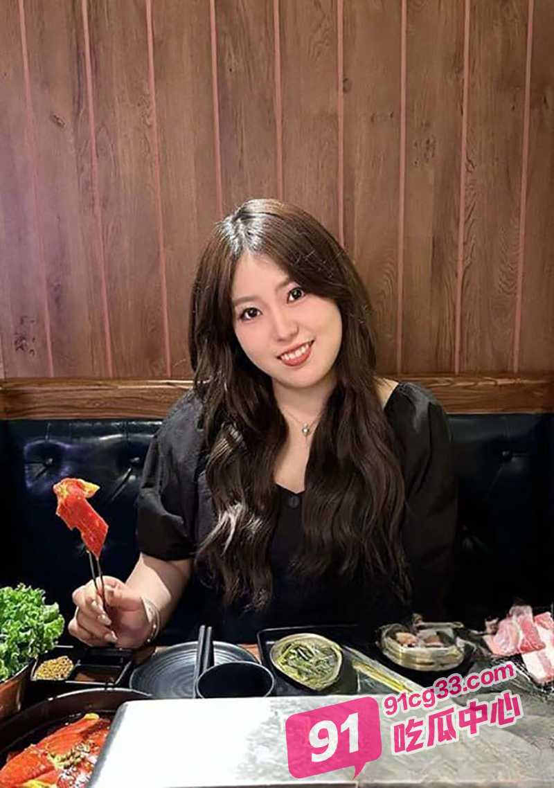 河南农大烟草专业徐悠然 追求刺激曾在公共场所跪舔小鲜肉！ 配图5