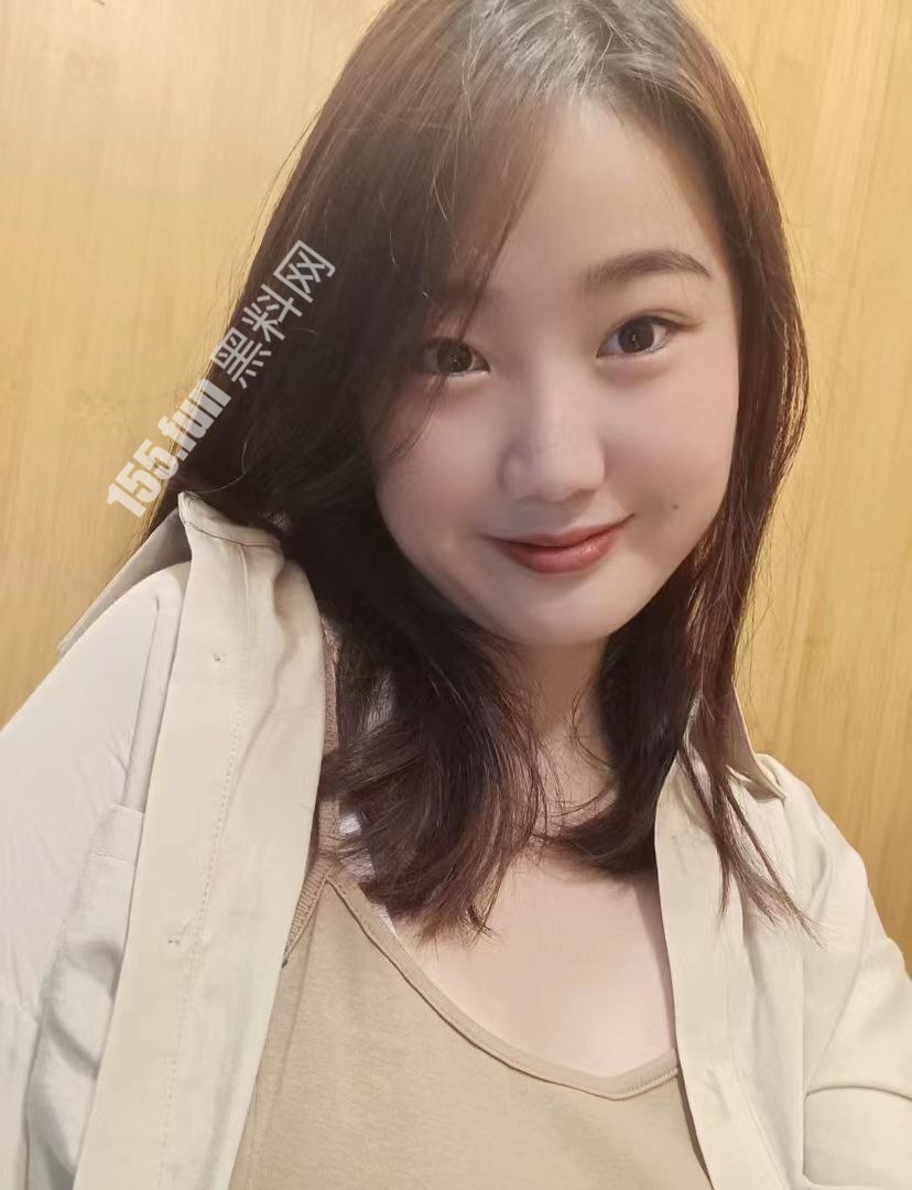 【网友自拍】传说中的蝴蝶逼 没有不锈钢肾这逼最好别碰