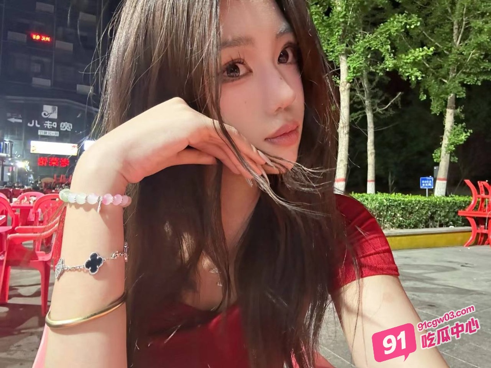 浙江农林大学孙美美社团活动后酒醉与学长开房 白丝美女被深喉爆操！ 配图2