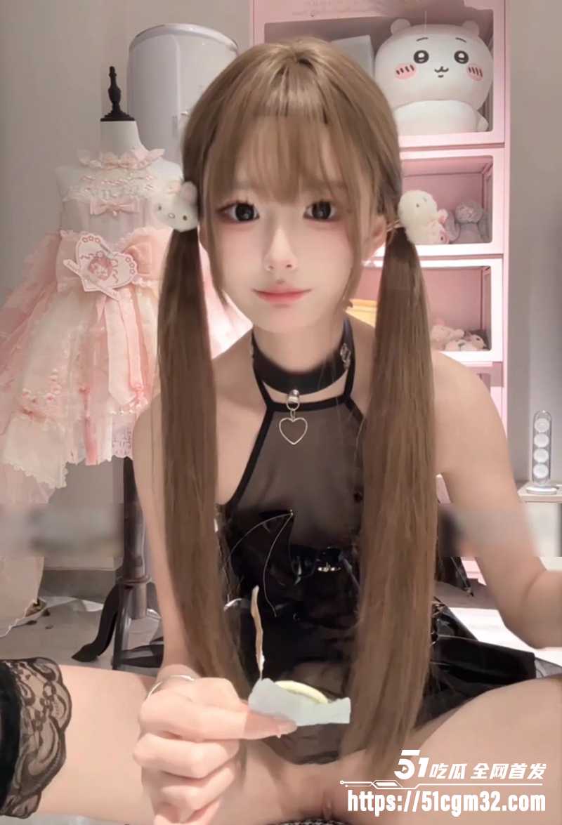 抖音网红季雨高颜白虎萝莉大尺度道具自慰合集3拷贝