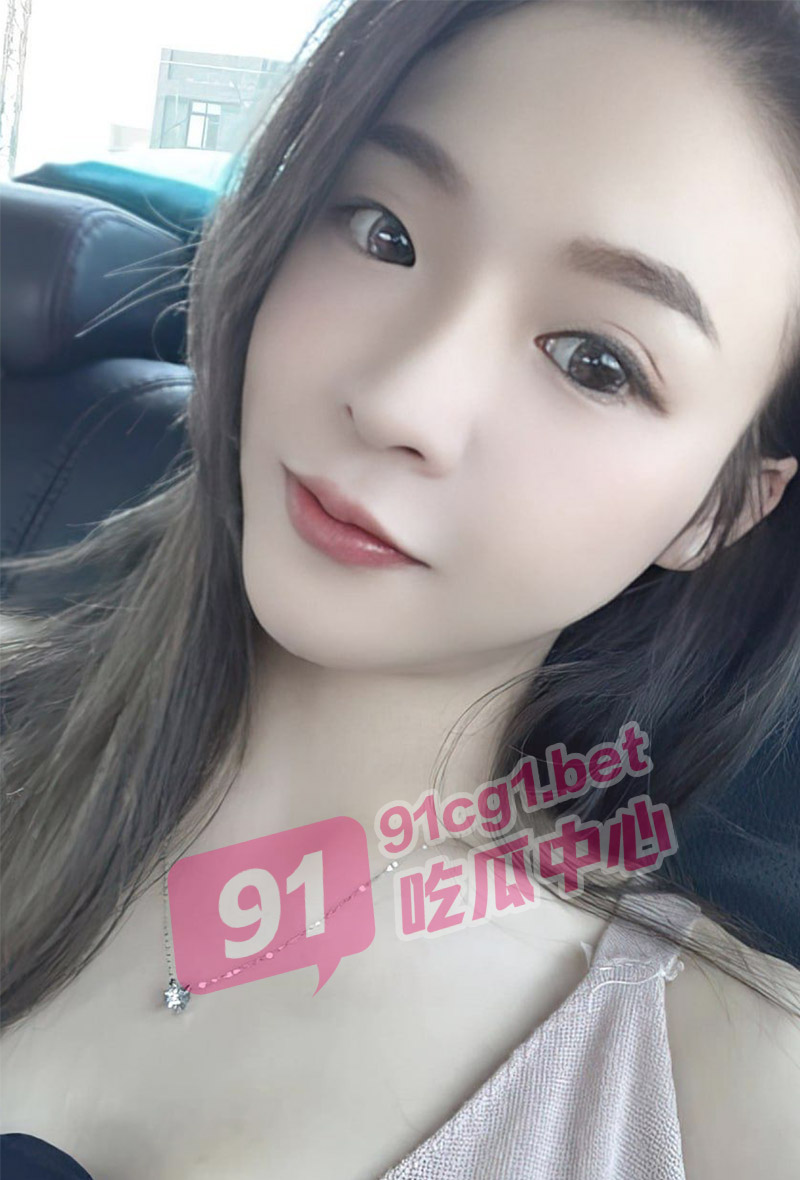 【台湾校花超软的】校花级女友高诗妍裸舞诱惑男友遭泄密 完美裸露3点 自慰高潮太极品了!