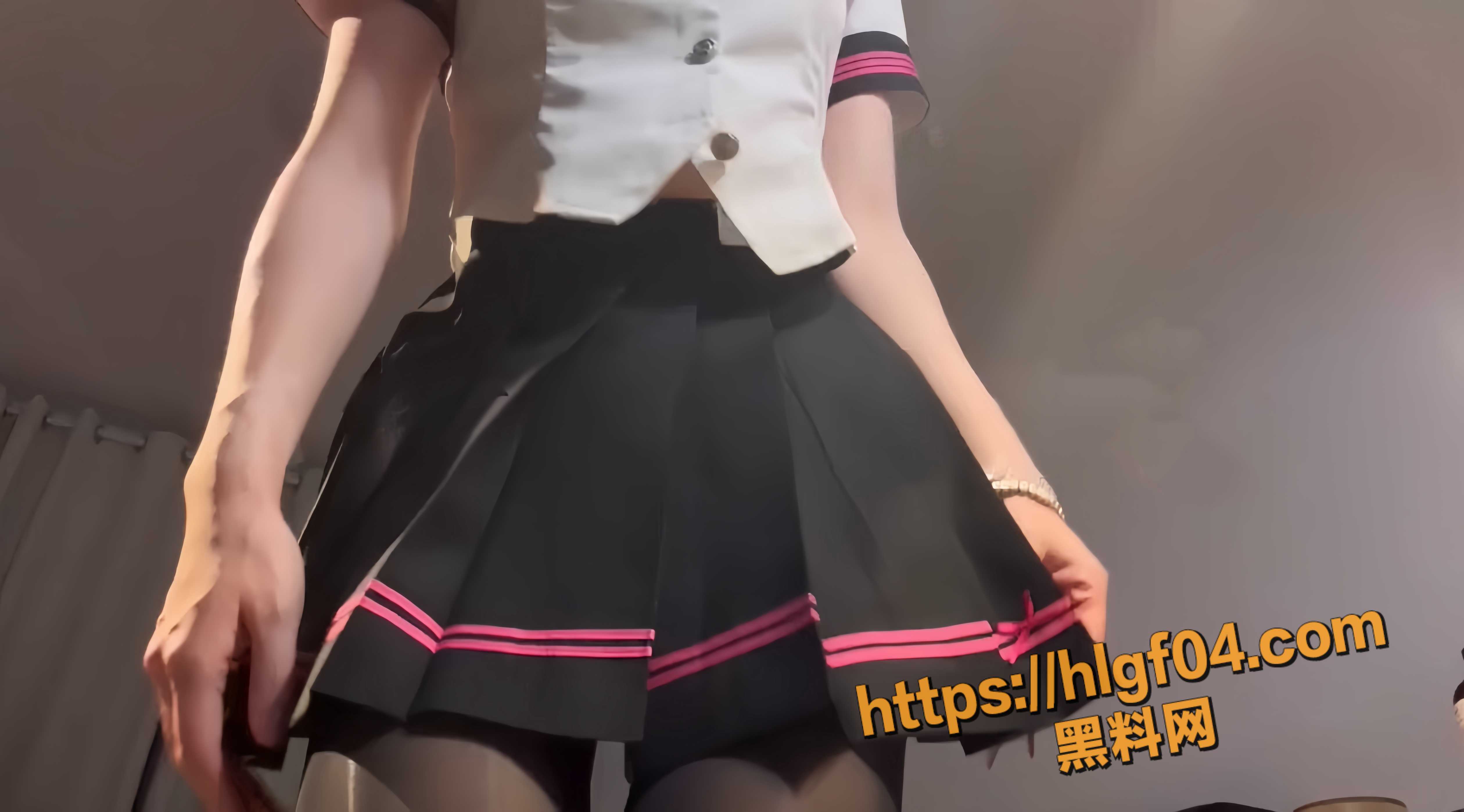 推特福利姬 醋溜 定制私拍流出 JK校服黑丝袜 掰逼特写诱惑 肛塞假屌双重刺激骚穴高潮白浆四溢！