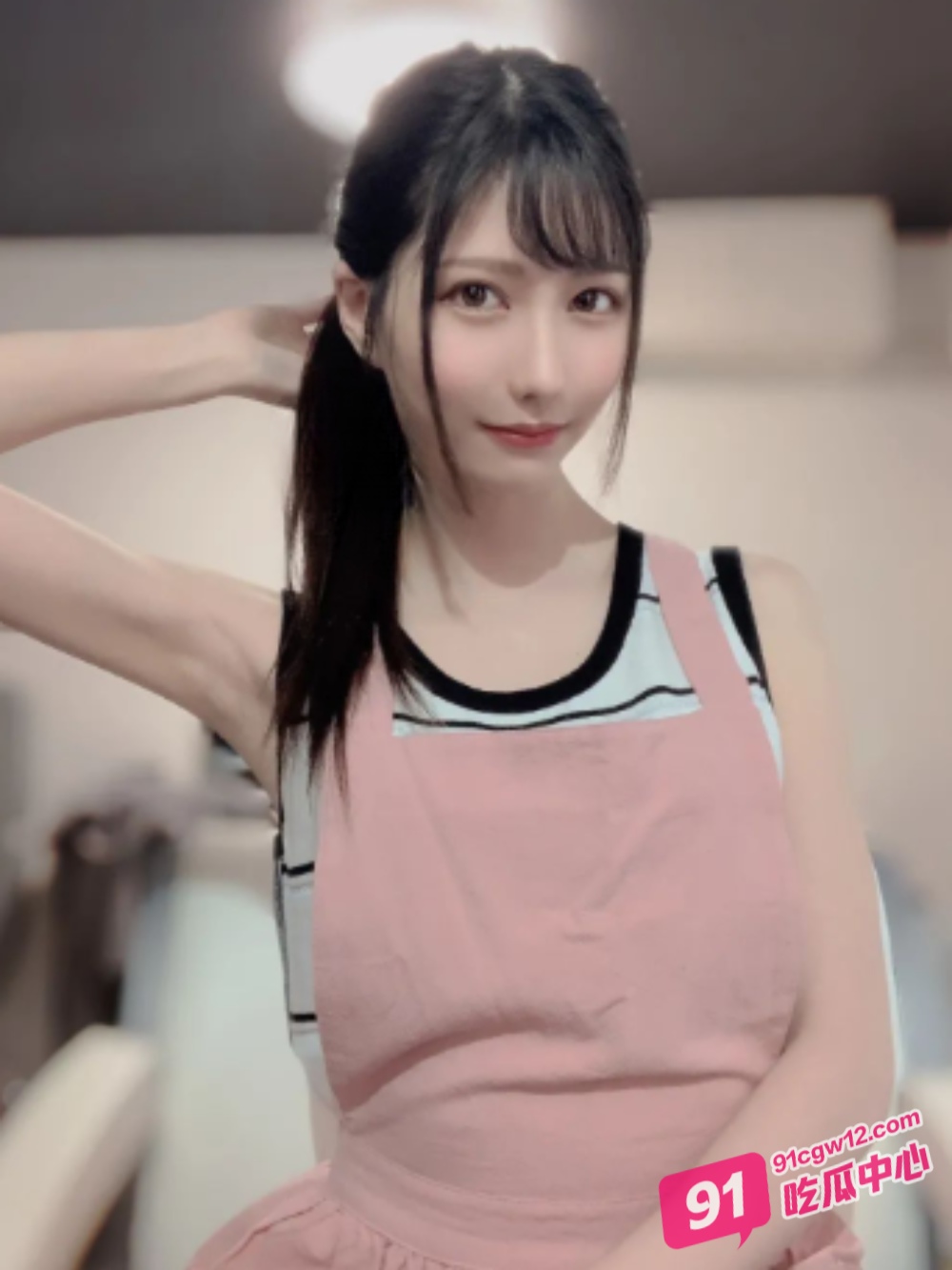 小叔子“点外卖”约到弟媳？从跪舔深喉服务开始 骑乘的快感让骚弟媳陷入疯狂 配图3
