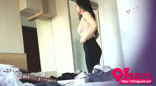 高中老师换衣间偷拍5