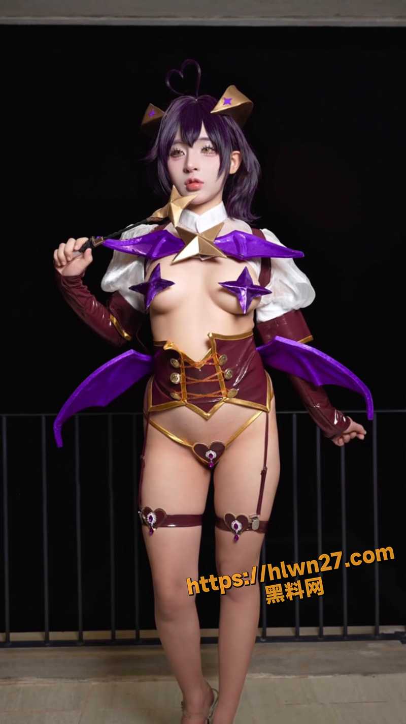 Yuumeilyn最新cos柊舞缇娜真人手办，极品阿黑颜嫩乳白虎骚货，魔法少女惨遭内射 网友求瓜！
