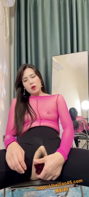 快手极品轻熟少妇 蝶蝶姐 裸舞自慰丝袜塞逼 气氛暧昧撩人心神！