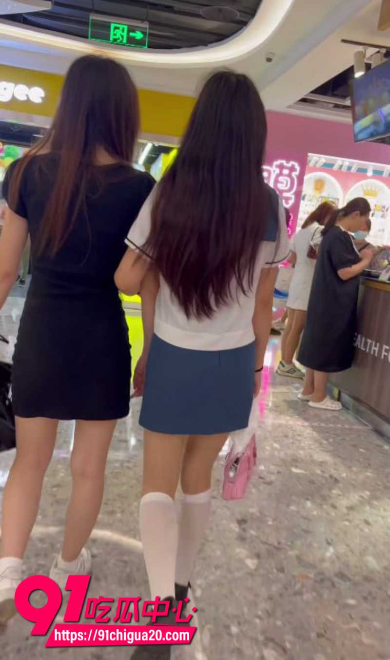 抄底大神商场极限偷拍JK嫩妹6 抄底大神商场极限偷拍JK嫩妹6