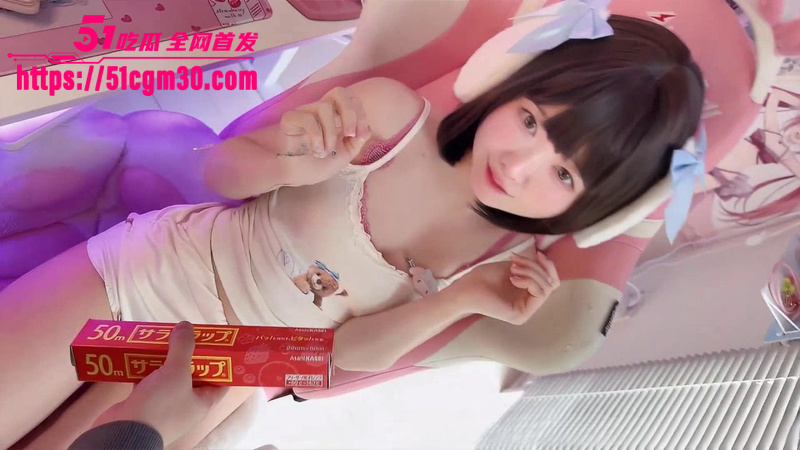 反差萝莉 yurinslittlepeach 定制福利 5