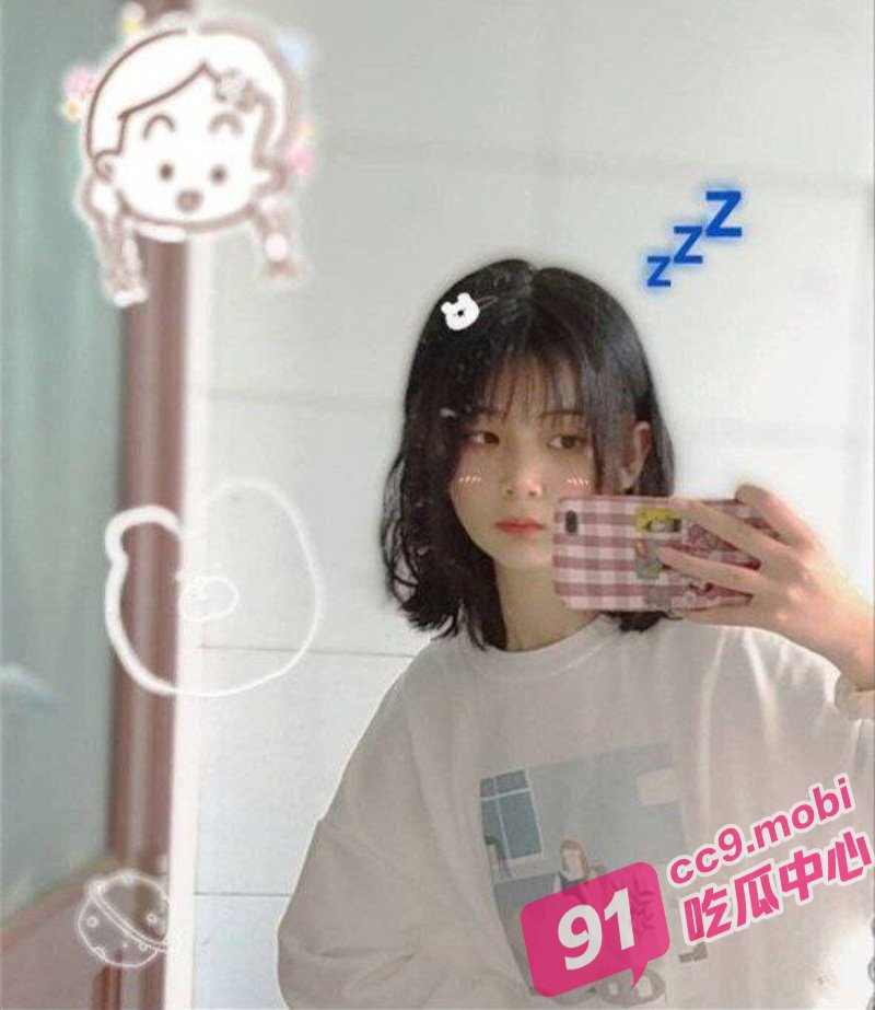 高考一个月后的考生在干嘛?准大一学妹为赚学费下海 各种制服诱惑揽客!
