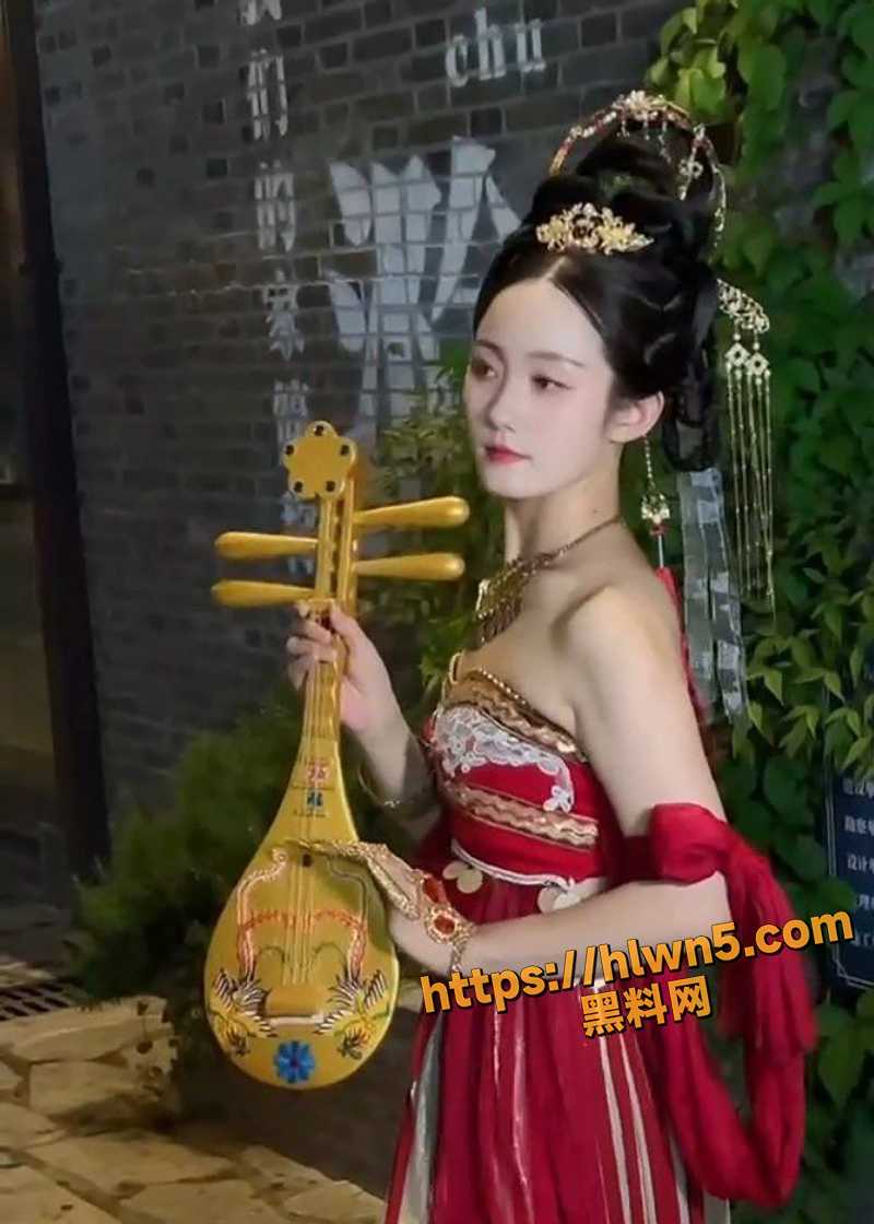 热心料友分享和自家老婆的做爱视频 家有娇妻 夫复何求 剪辑多个日常切片 真是太贴心了！