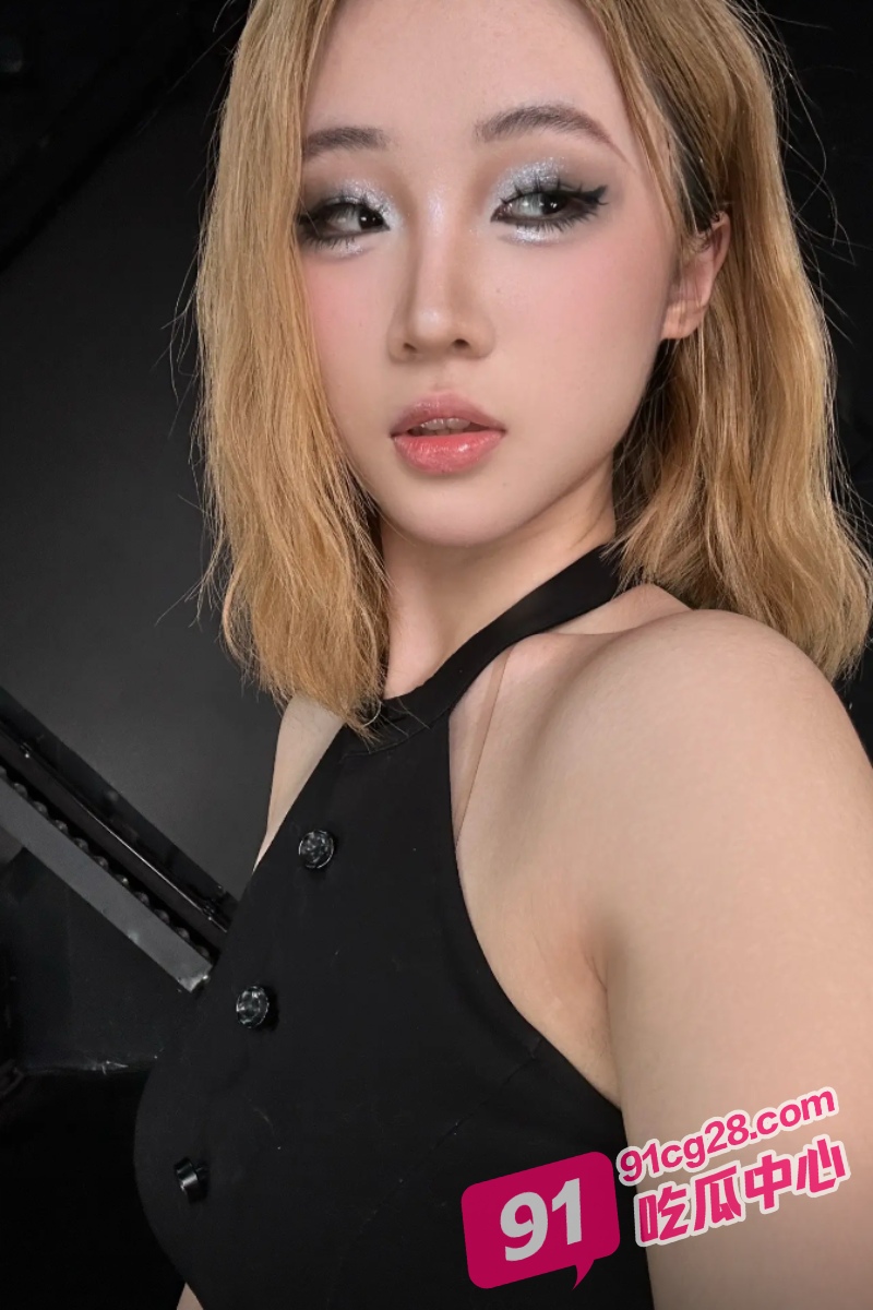 亚裔美女Alice 被捆绑起来强制性爱 大玩骑马大战！ 配图