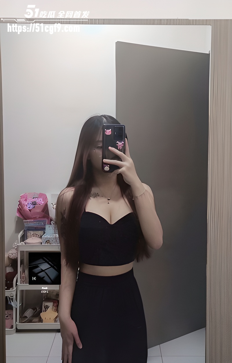 纹身巨乳小太妹 4