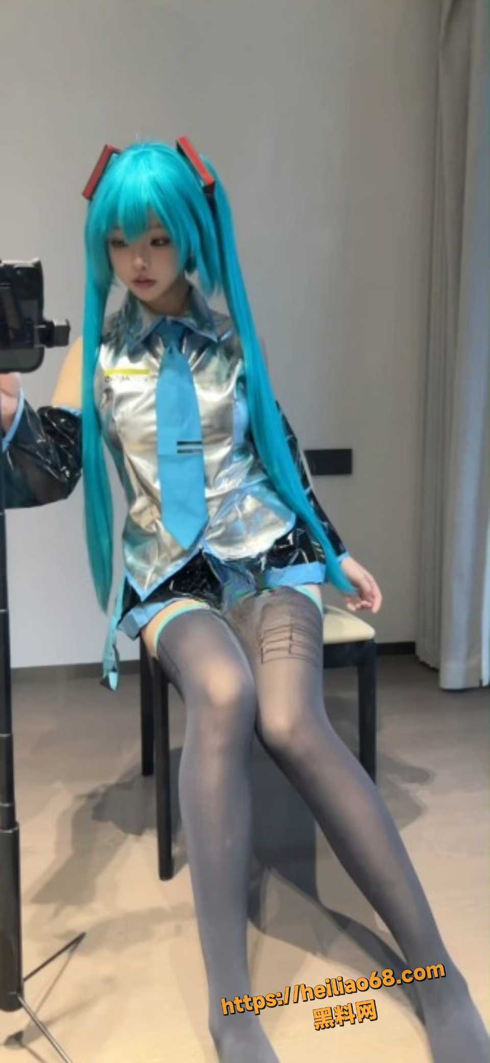 推特福利姬 悠宝三岁 露脸第三弹 cos初音未来白虎福利大放送