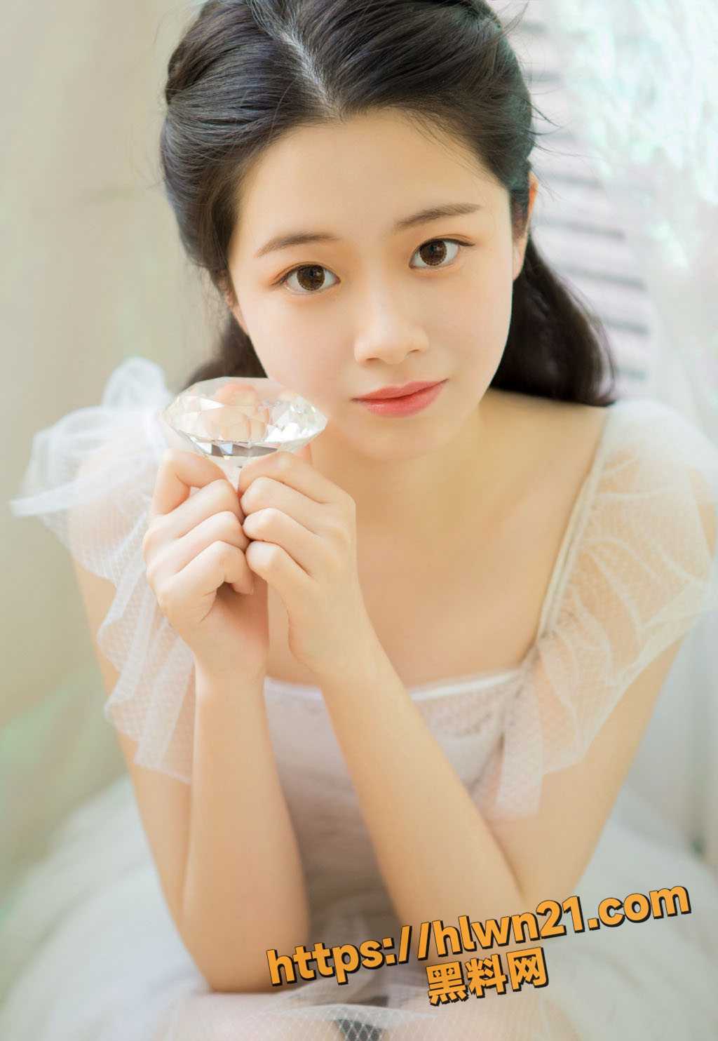 主播想要涨粉快 就和路人来做爱 重庆美女主播街边随机找路人做 敏感地带一碰就一直淫叫