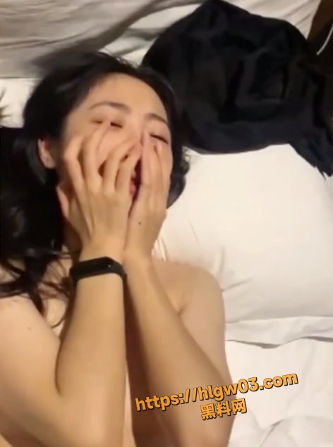 每日大赛 精彩合集 今日主题：高颜值女大学生
