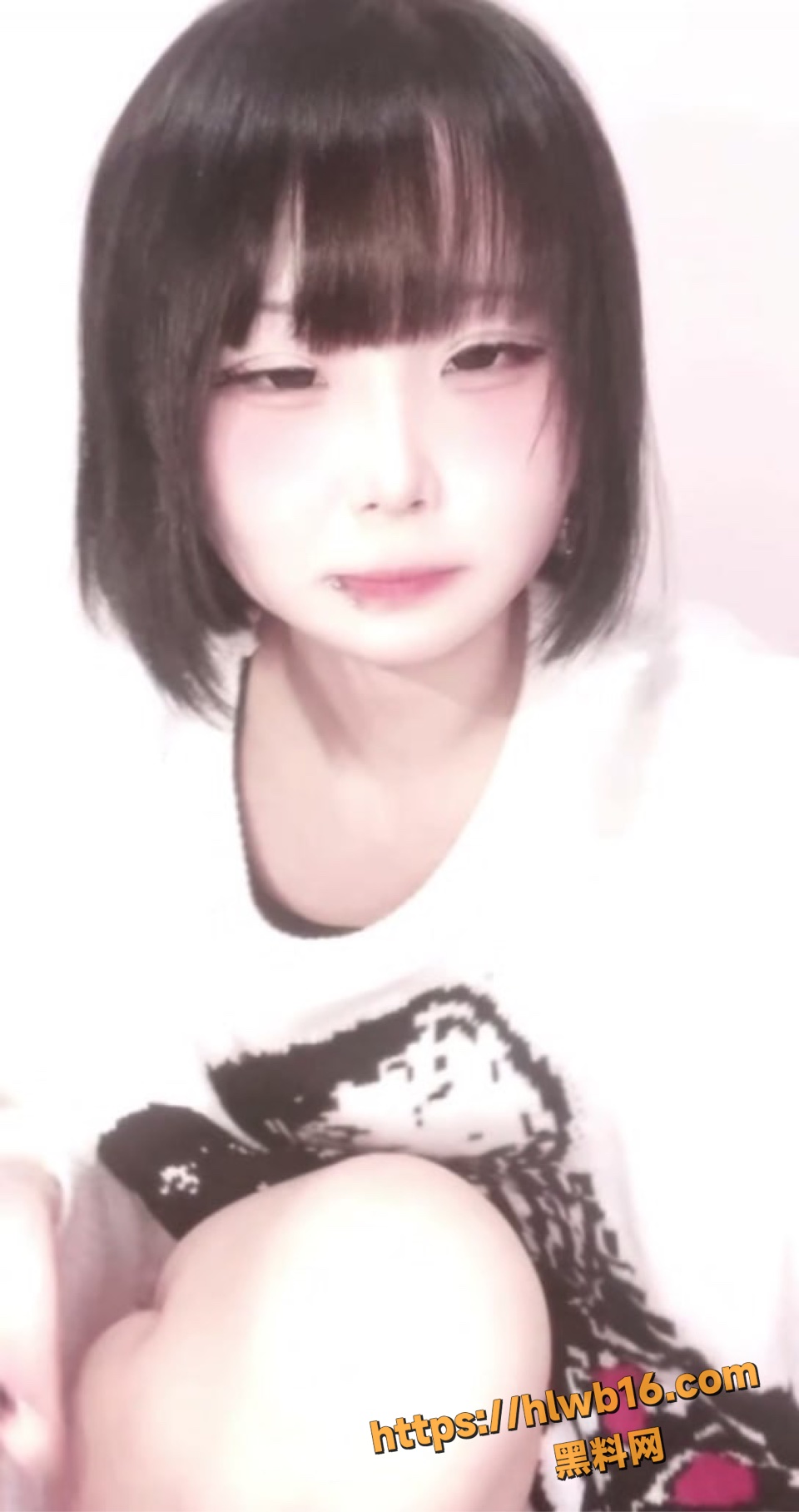 日本人气网红 Mumuchan 裸舞指交自慰 美乳晃疯手指狂抠 爽到飞起！
