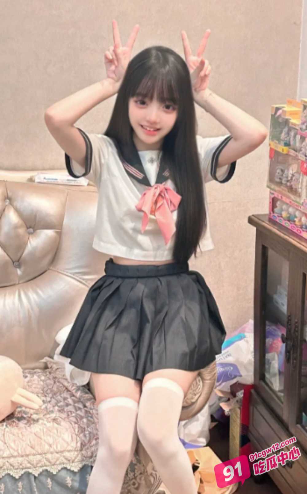 00后嫩妹专场～调教露脸JK极品嫩妹 大屌无套爆淦内射蜜穴 配图3