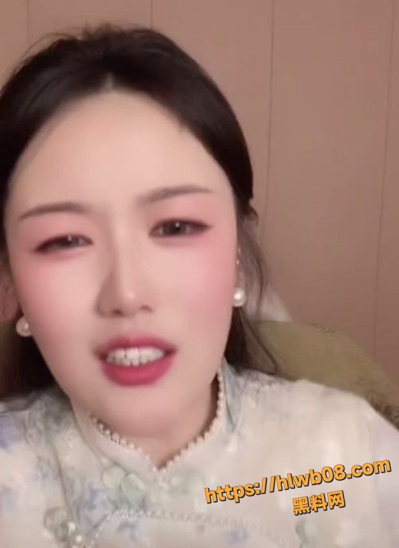 抖音直播擦边新赛道 东莞妹玩握力棒娇喘福利大放送 刷礼物就浪叫 只要大哥够豪横能给你叫射！