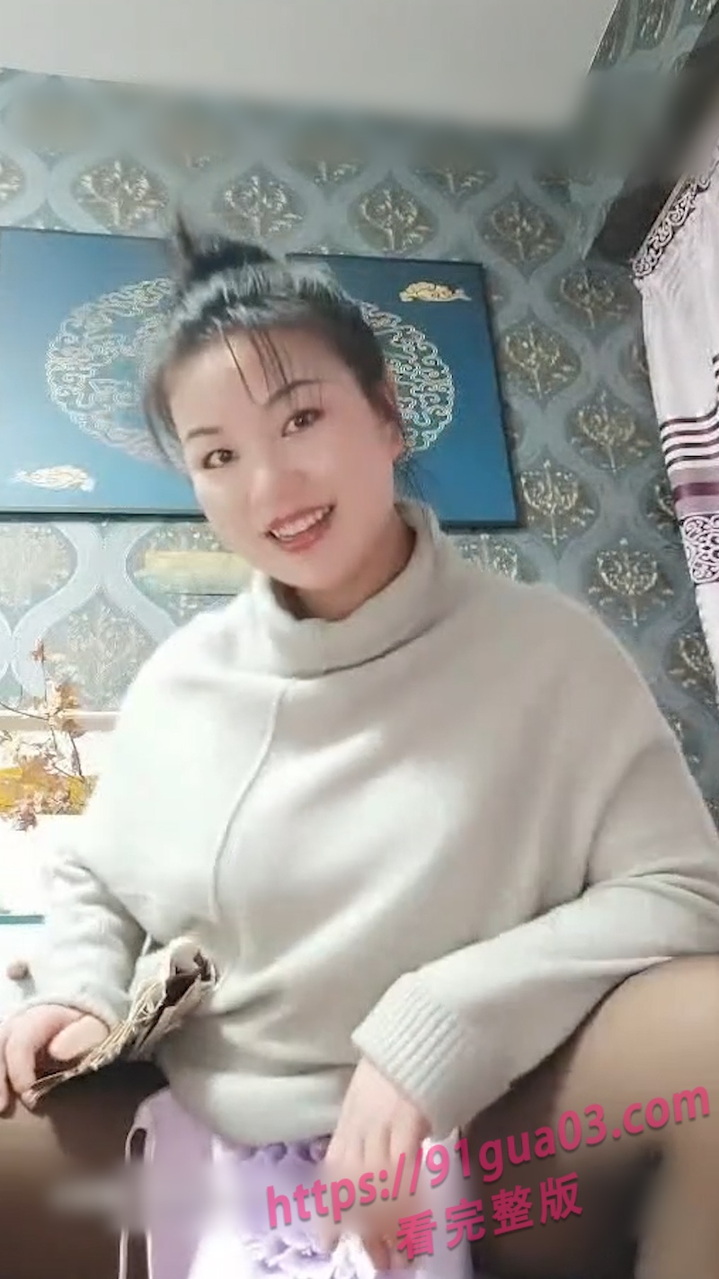 小奶猫直播挑战“受控剧本”当场崩溃 高潮来得太快了～