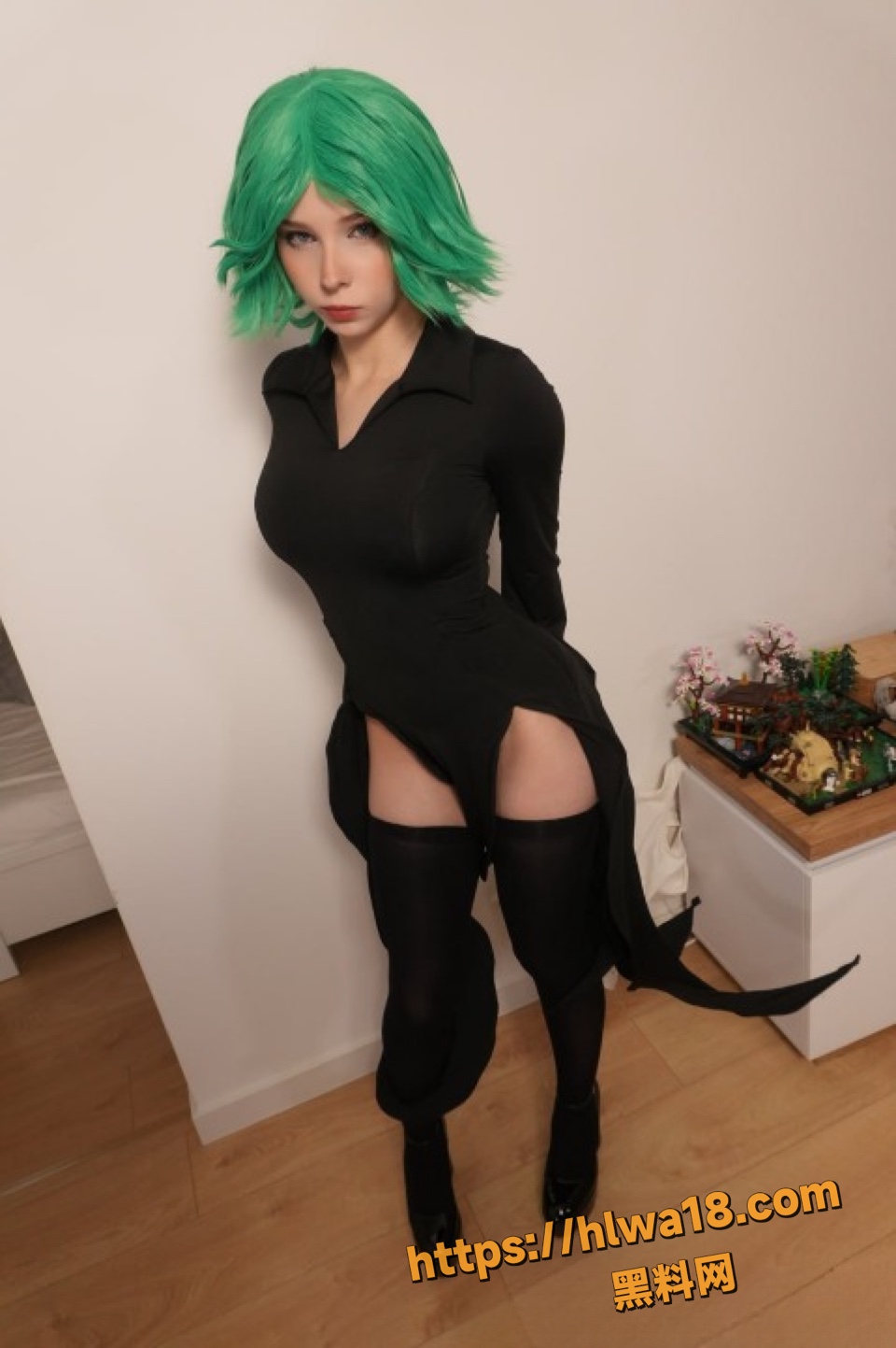 黑丝果冻臀 Kovicki 龙卷激情后入 白虎嫩穴诱惑十足 让人欲罢不能！