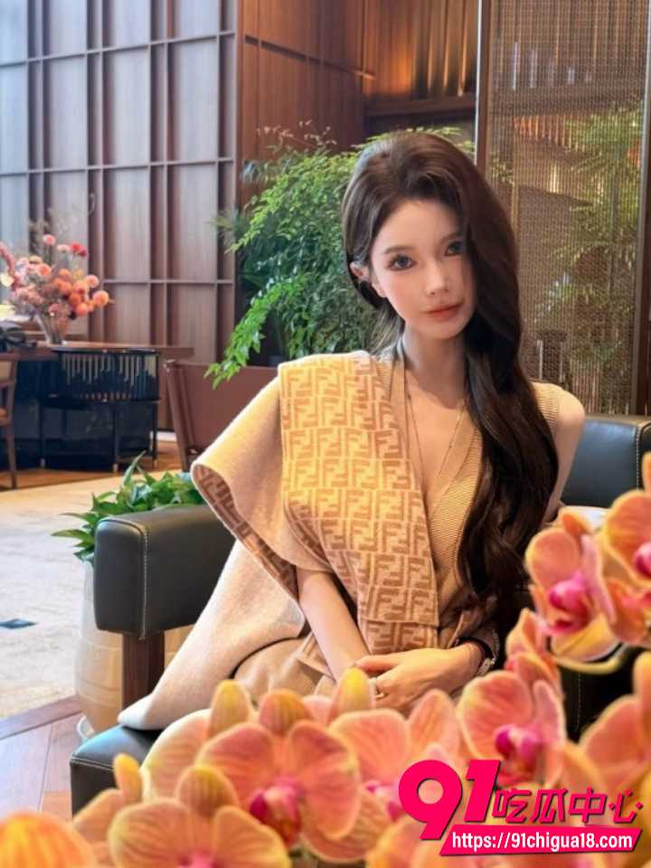 老牌极品身材网红孔思雅性感写真啪啪福利 身材火辣曲线炸裂 私密视频引爆全网