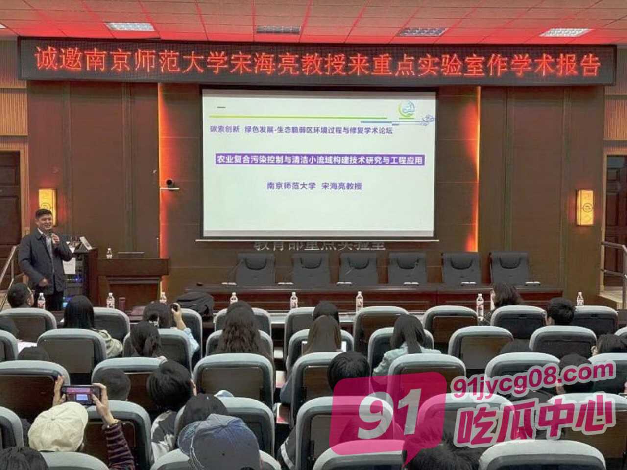 023_W_1280px.jpg