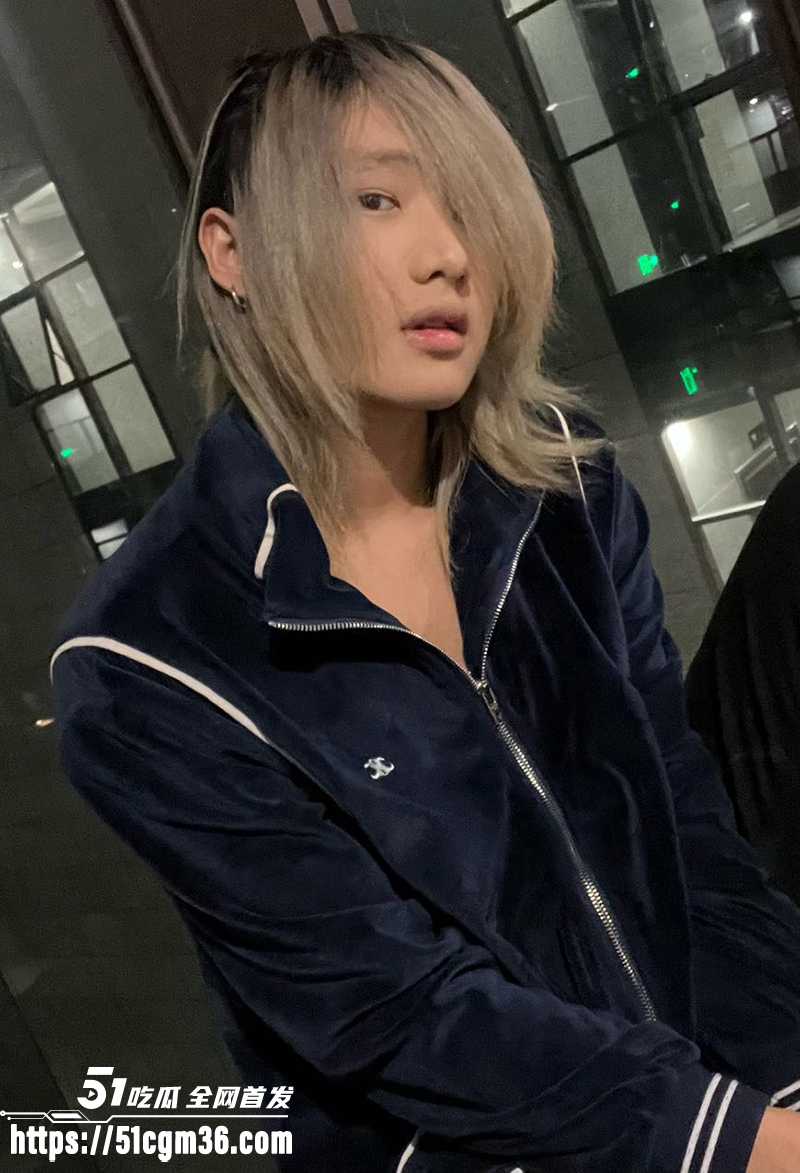 抖音英雄王李海伟劈腿约炮曝光 7 拷贝
