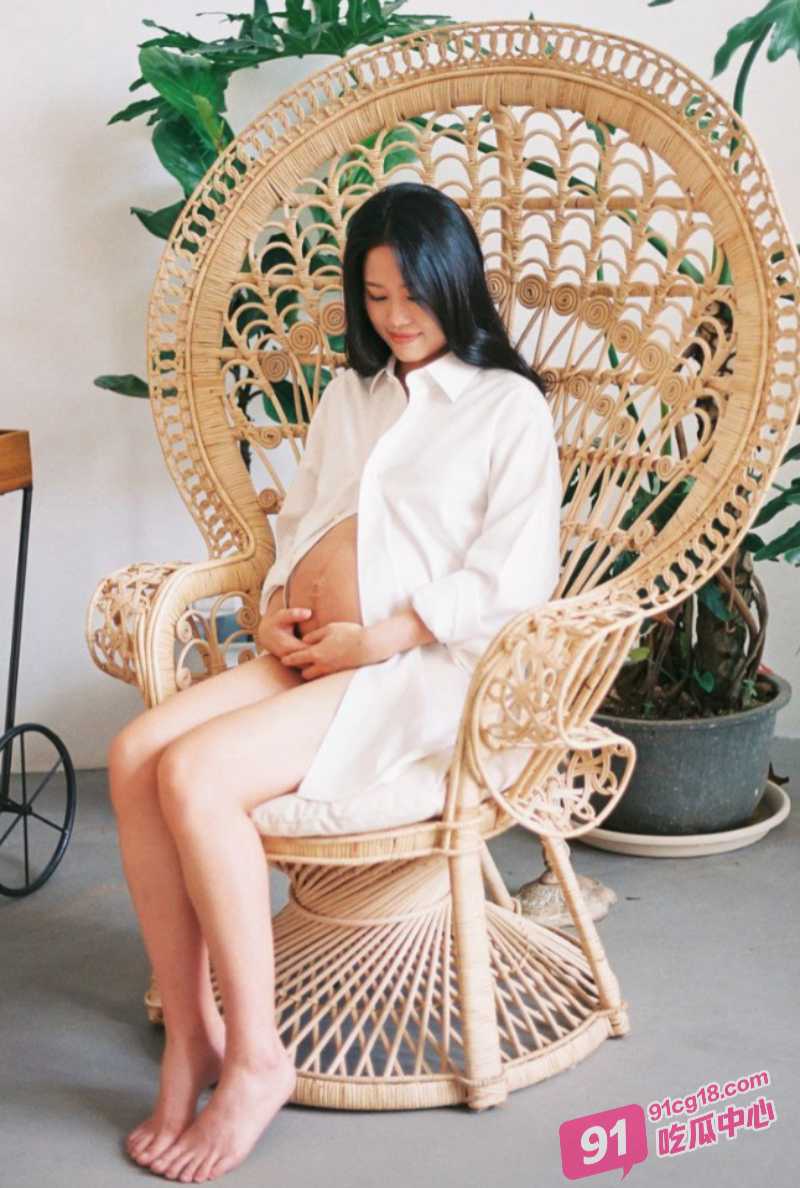 湖南长沙孕妇性爱史 从丰乳细腰到十月怀胎 性爱永不止歇！ 配图3